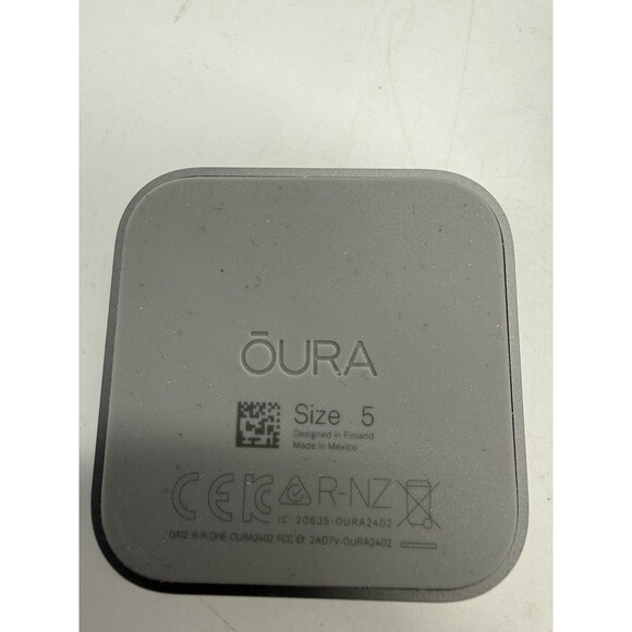 Oura Gold and Silver Smart Ring Size 5 - Picture 9 of 15